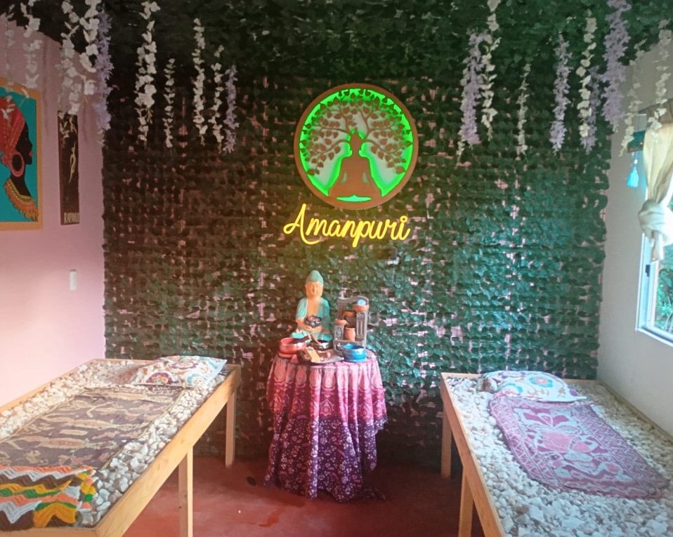 Amanpuri — interior y camas de cuarzo